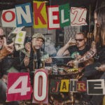 40 Jahre Böhse Onkelz! Wir feiern dieses Ereignis mit ganz besonderen Shows. Von ganz klein bis ganz groß wird so - nicht nur sprichwörtlich - ein Abriss unserer Karriere und unseres Weges durch Frankfurt am Main nachgezeichnet.